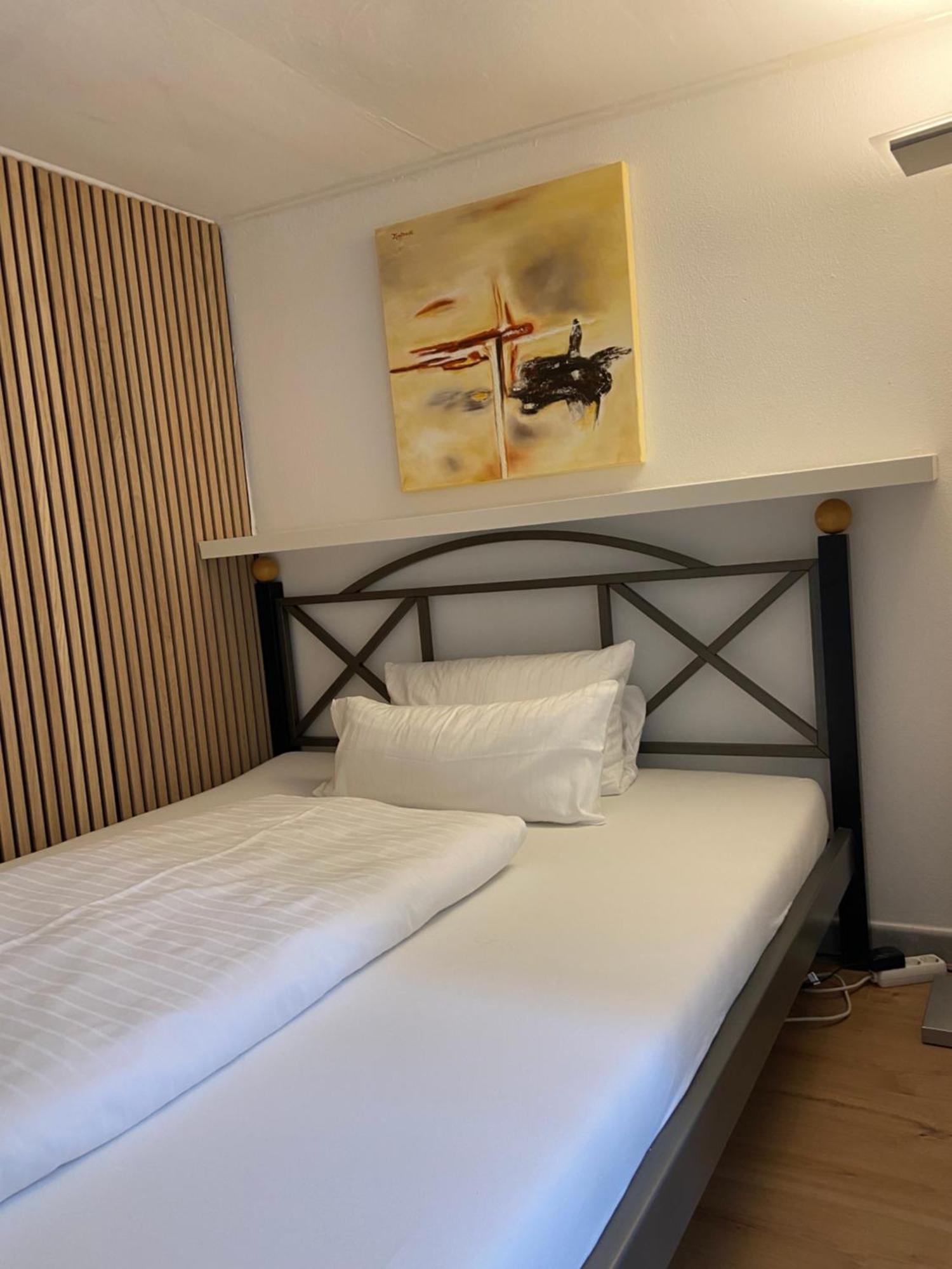 Esprit-Apart-Hotel บาเดน-บาเดน ภายนอก รูปภาพ